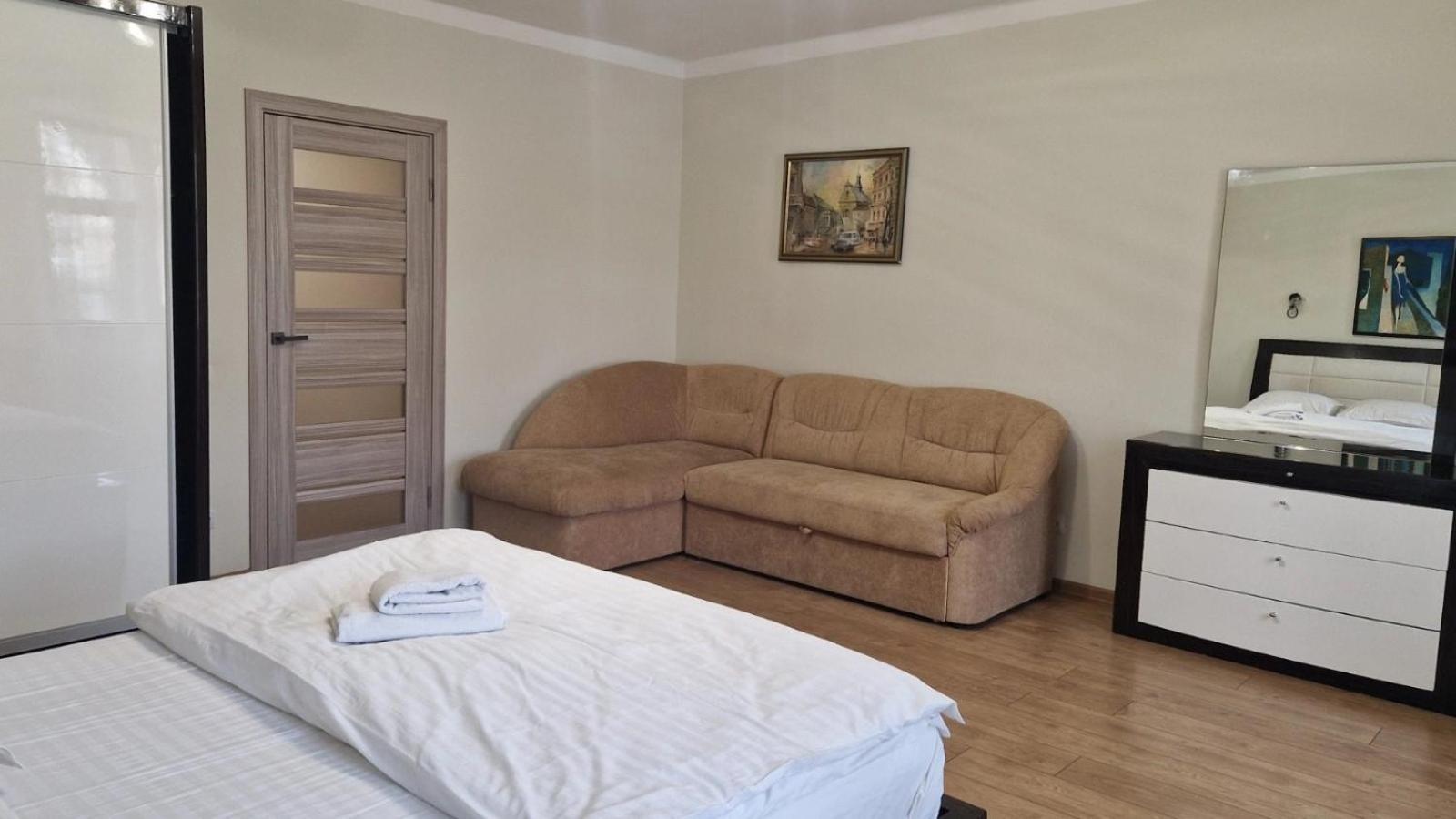 Saint Teodor Square Apartment Lviv
